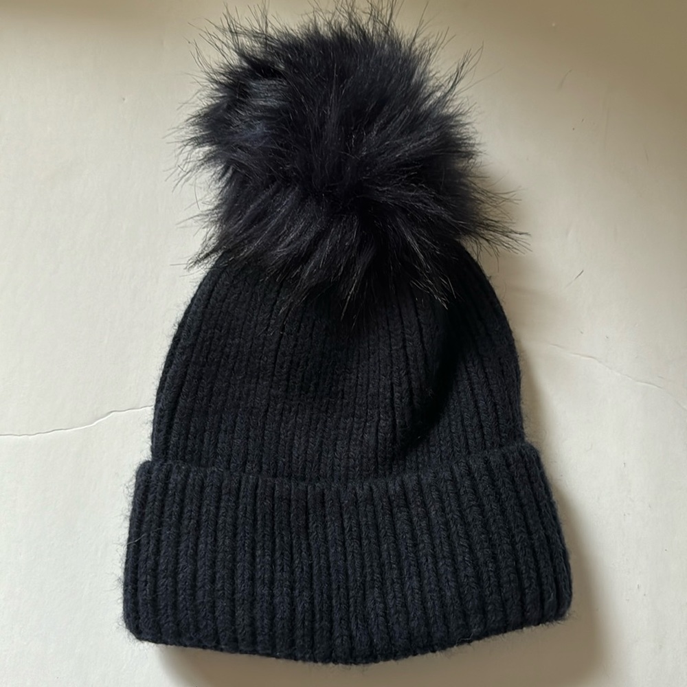 Norla Canada Knitted hat